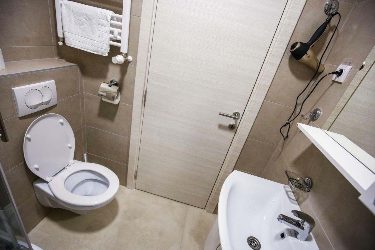 Manirosi 2 Apartman Subotica Exterior foto