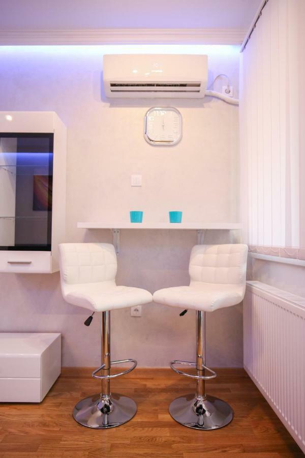 Manirosi 2 Apartman Subotica Exterior foto